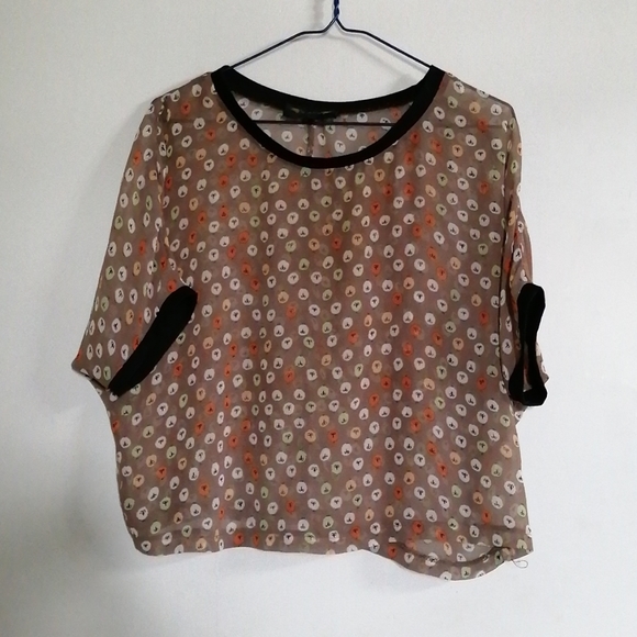 angeleyes Tops - 2/$20 Crop blouse